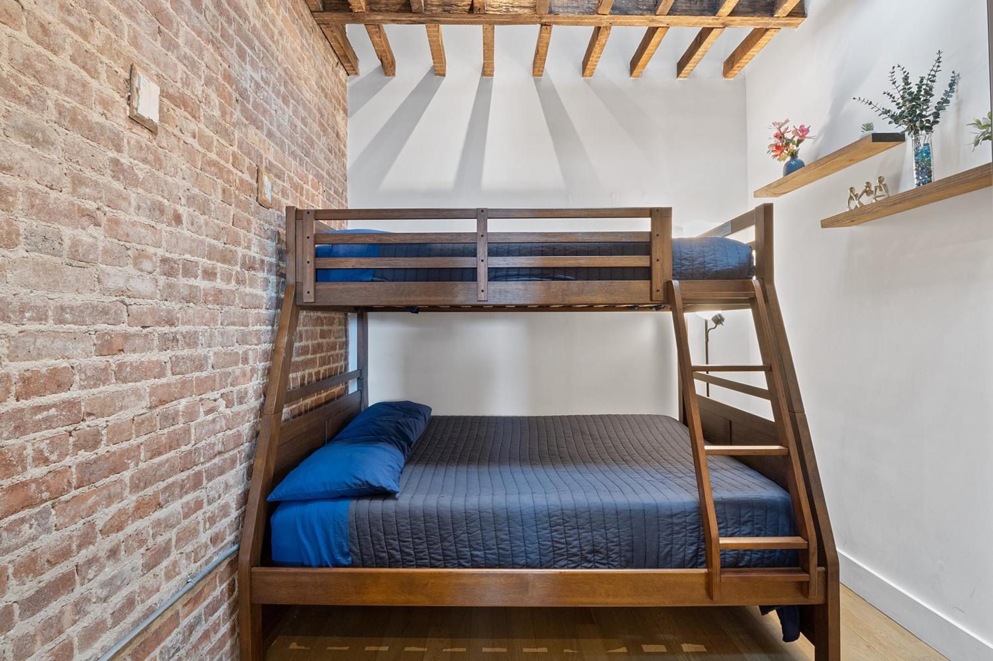 Chic Penthouse 15 Minutes From Nyc - Bus Stop At Doorstep Hoboken Exterior foto